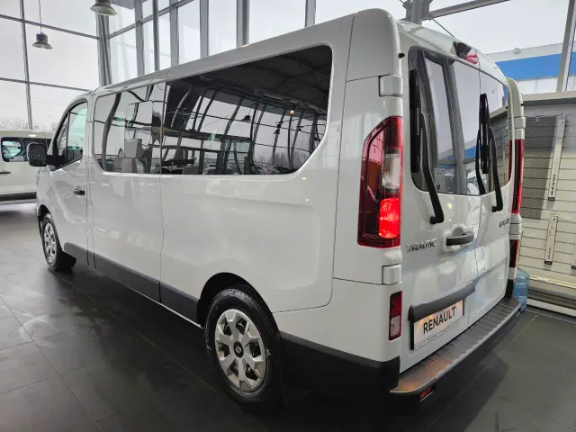 Renault Trafic - фото 5