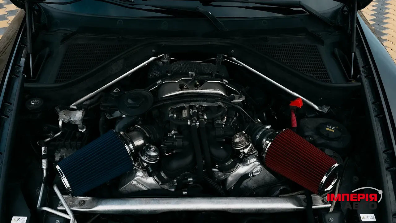 BMW X6 M - фото 13