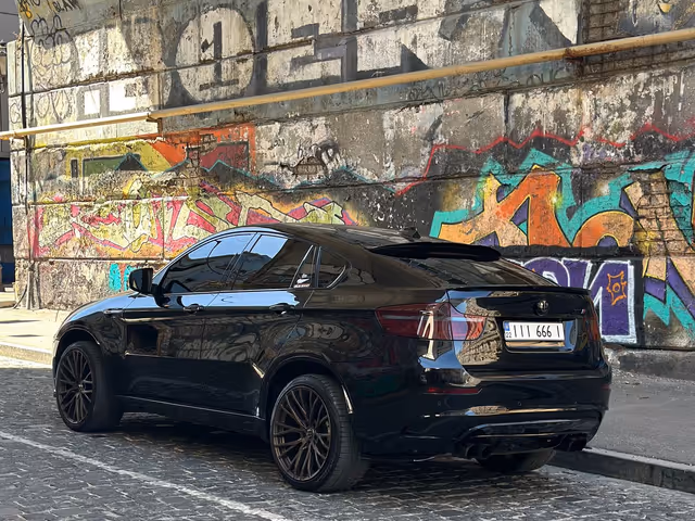 BMW X6 M - фото 3