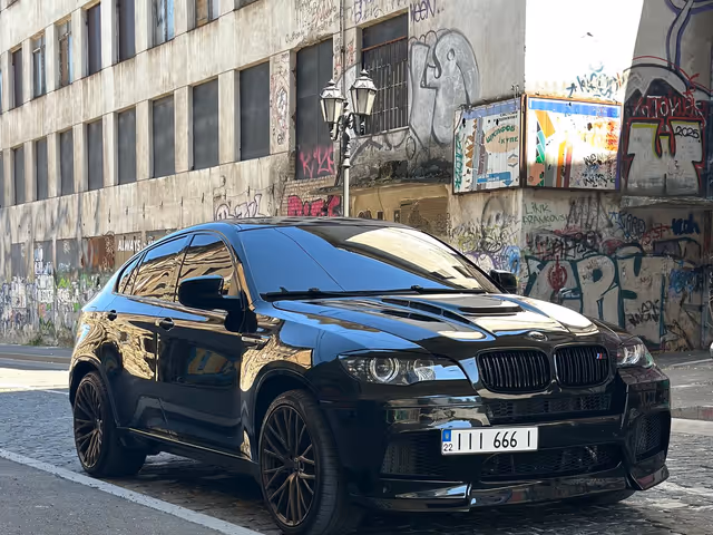 BMW X6 M - фото 1