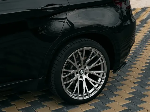 BMW X6 M - фото 3