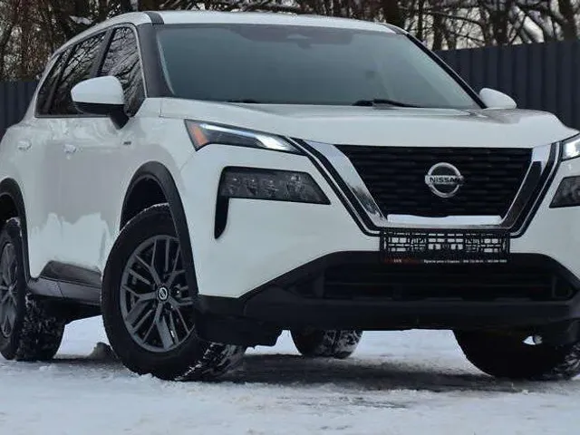 Nissan Rogue - фото 2