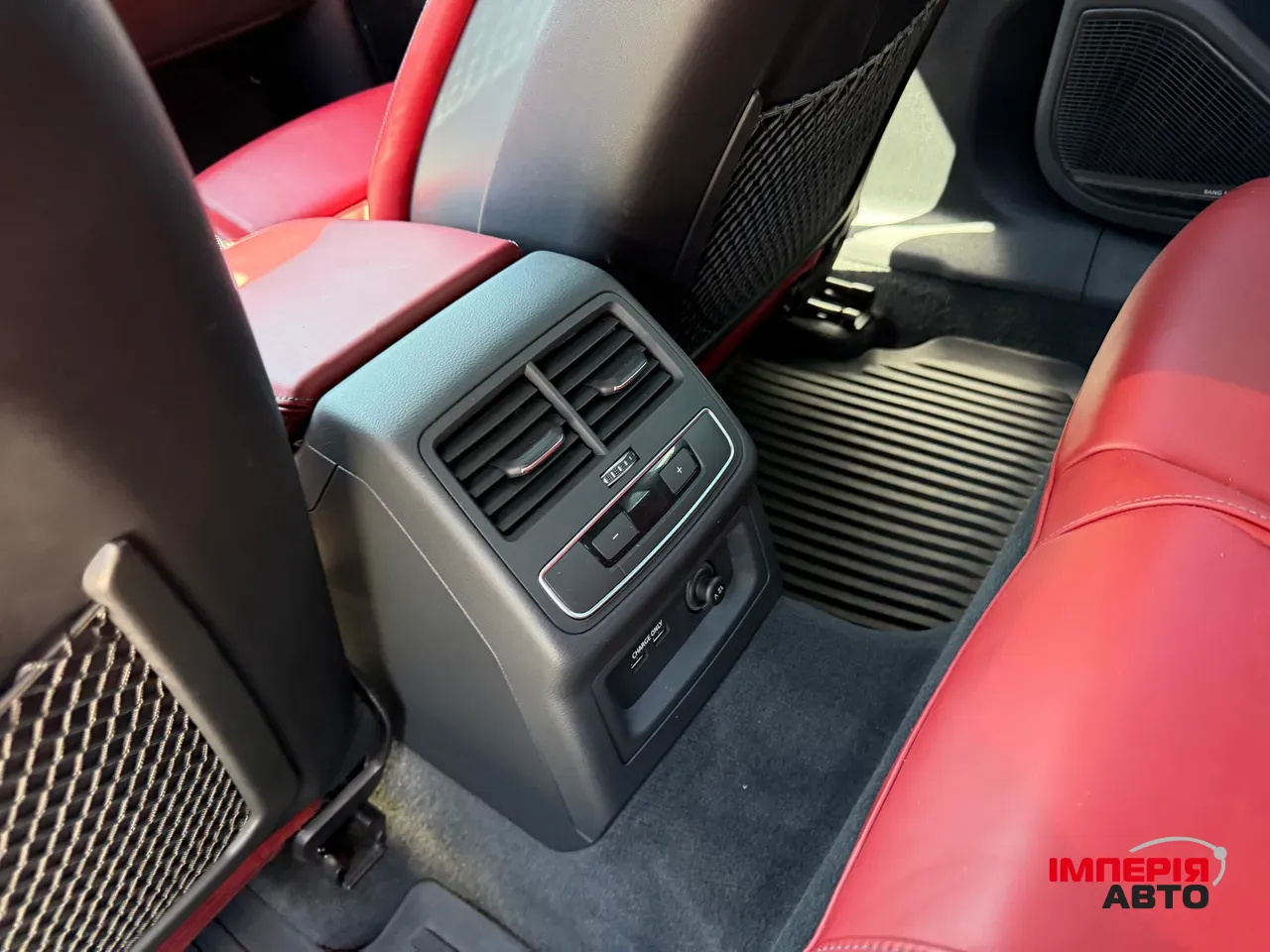 Audi S5 - фото 21