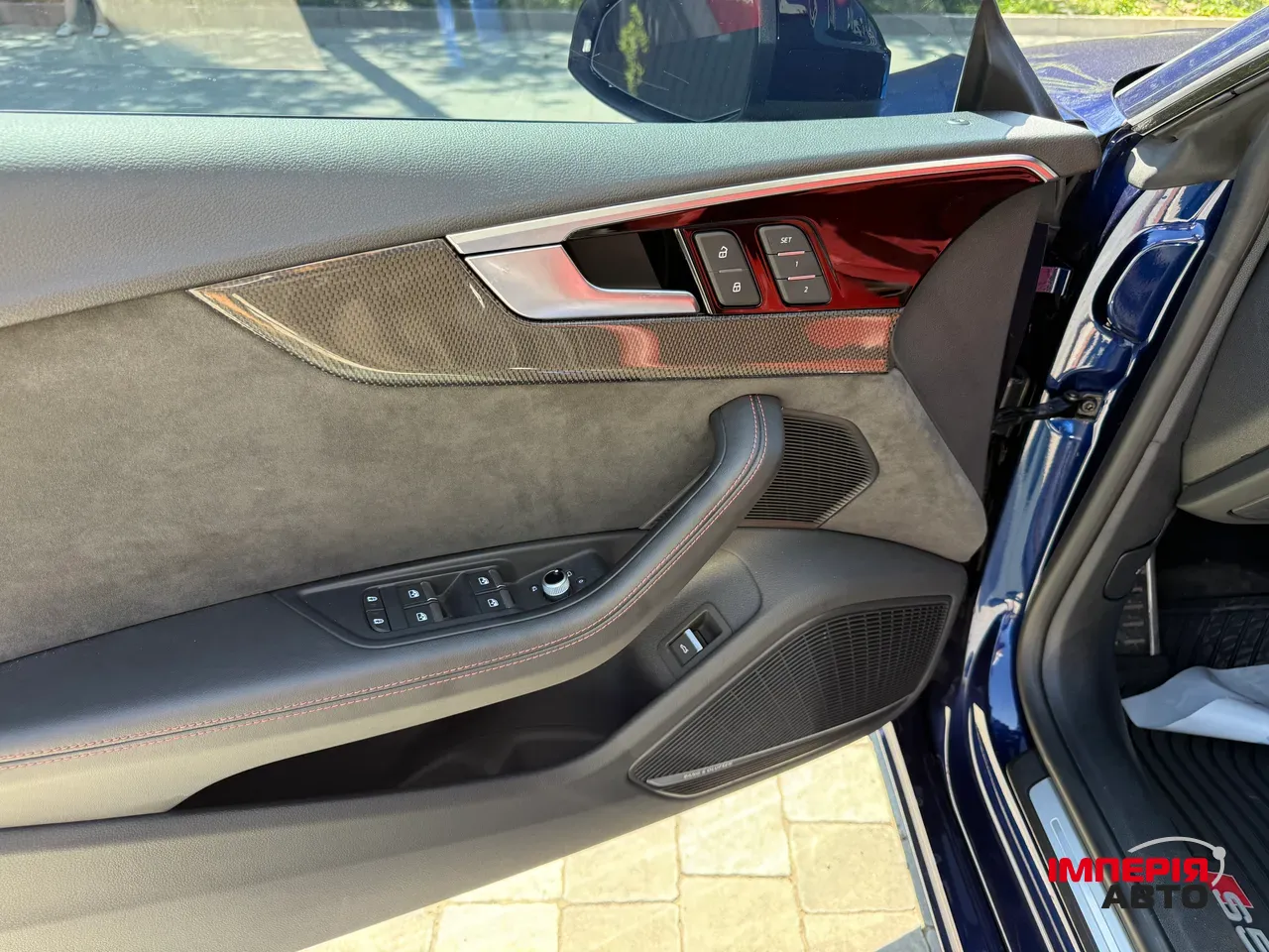 Audi S5 - фото 12