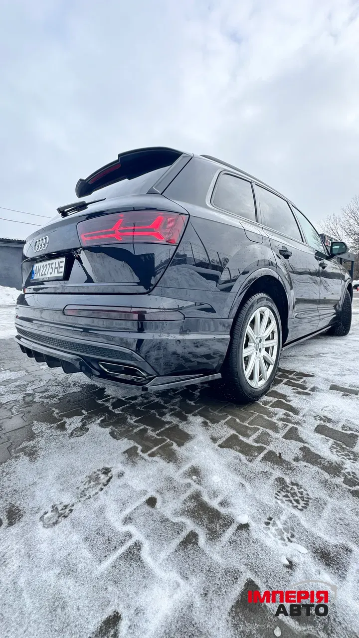 Audi Q7 - фото 8