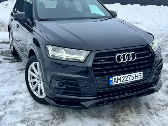 Audi Q7 - фото 2