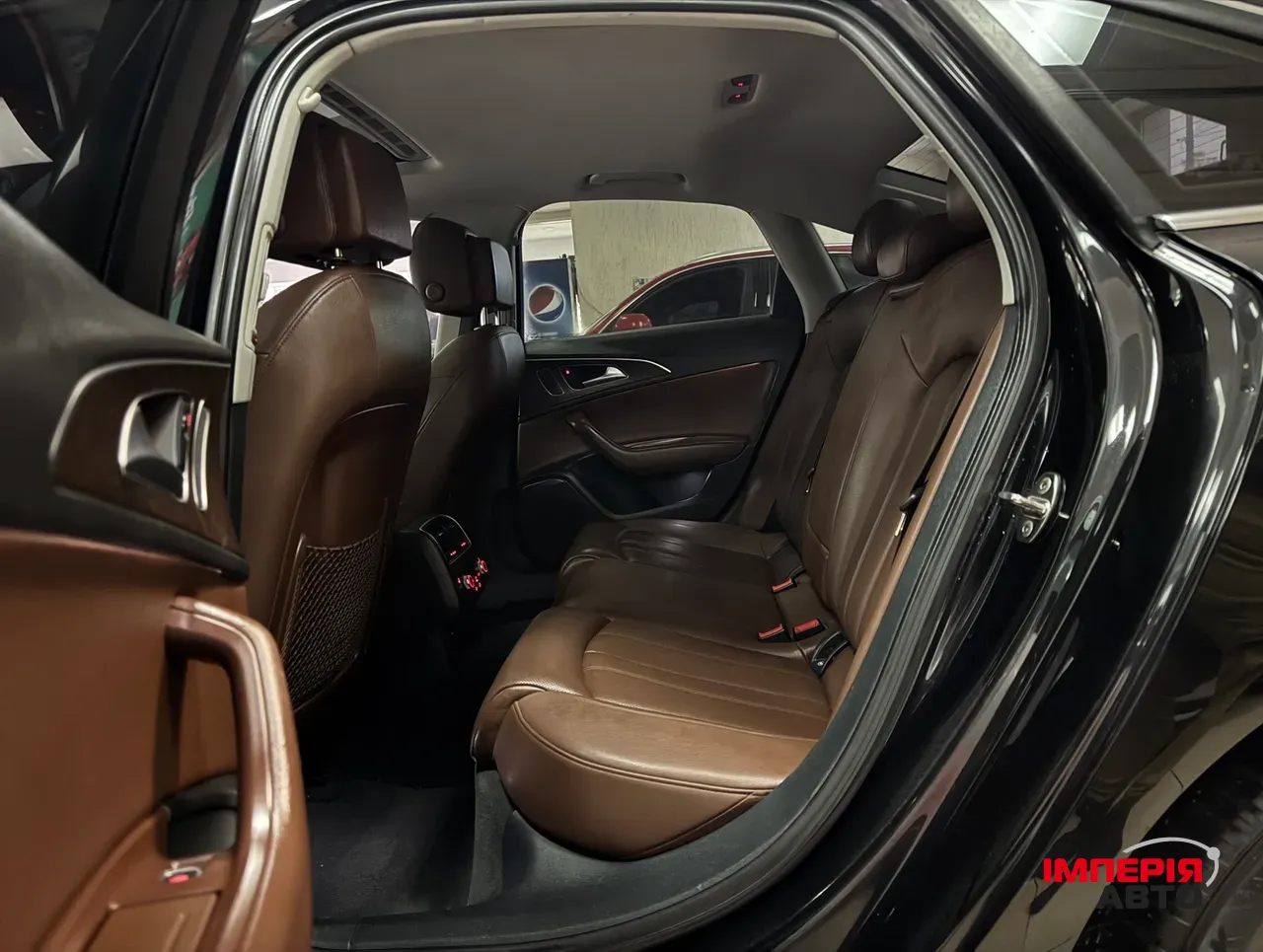 Audi A6 - фото 7