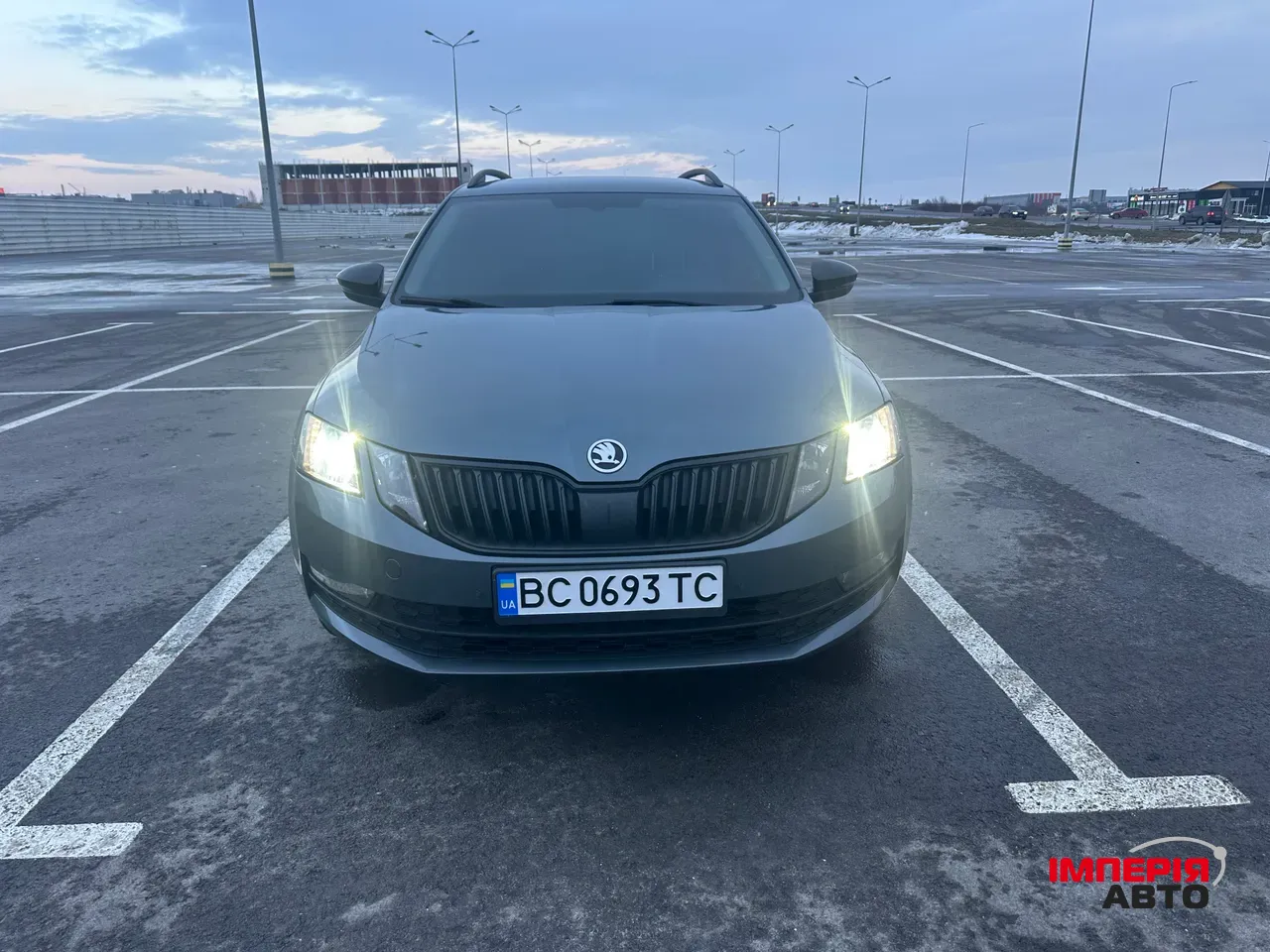 Skoda Octavia - фото 1