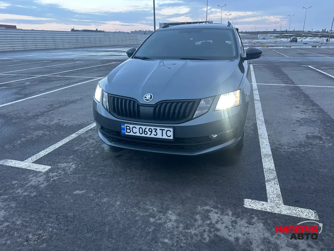 Skoda Octavia - фото 4