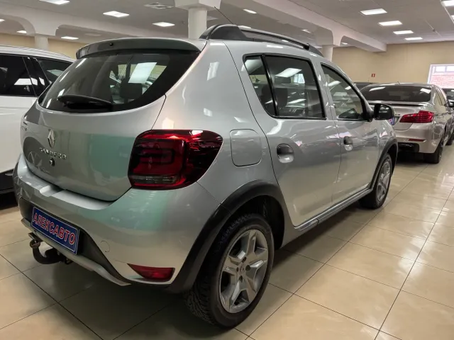 Renault Sandero - фото 5