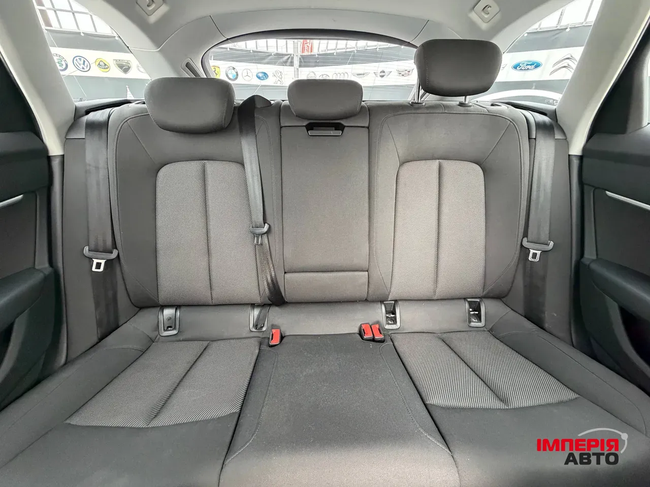 Audi A6 - фото 9