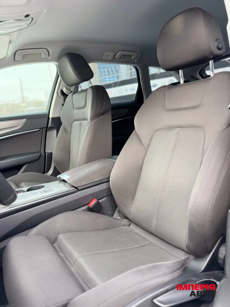 Audi A6 - фото 10