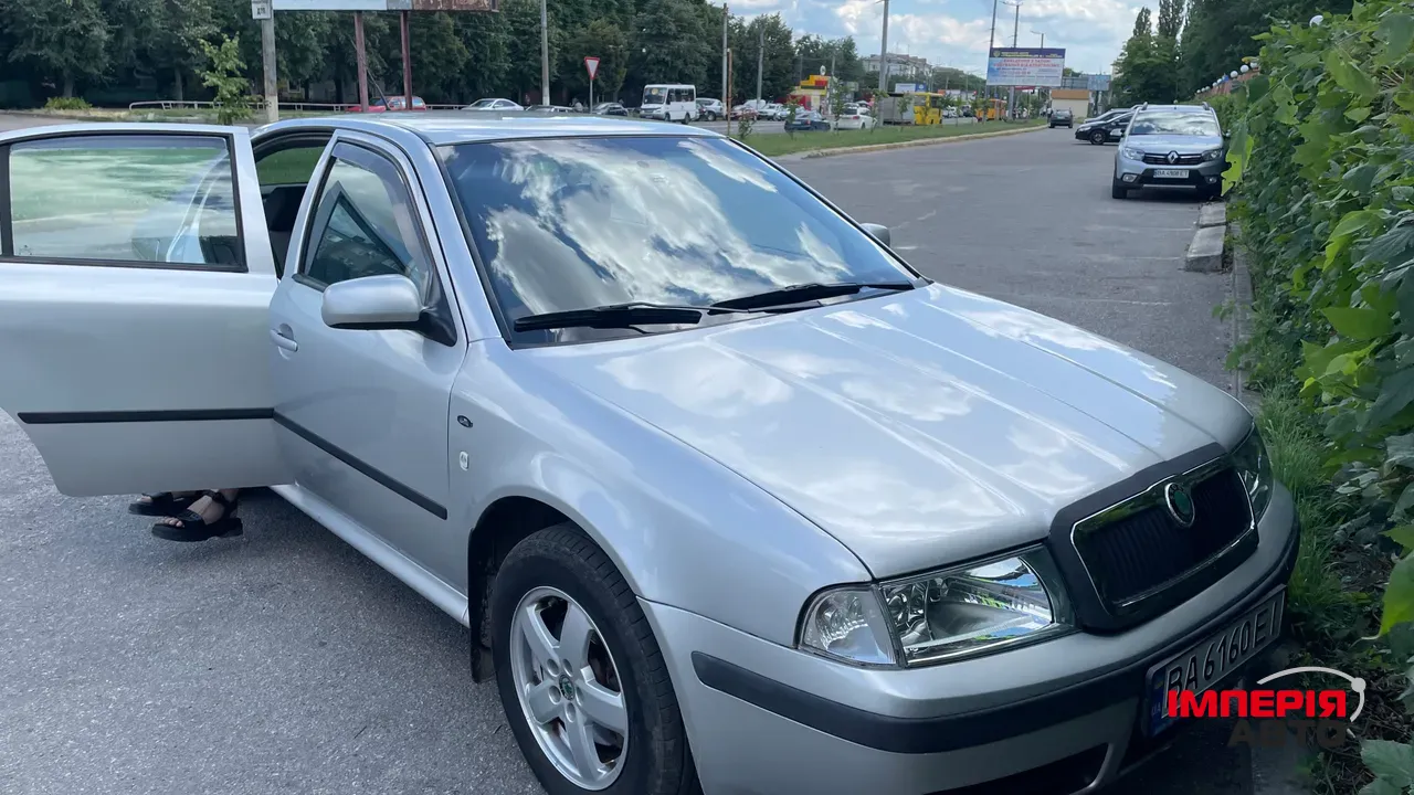 Skoda Octavia - фото 2