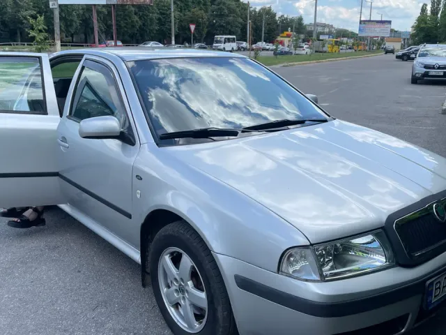 Skoda Octavia - фото 2