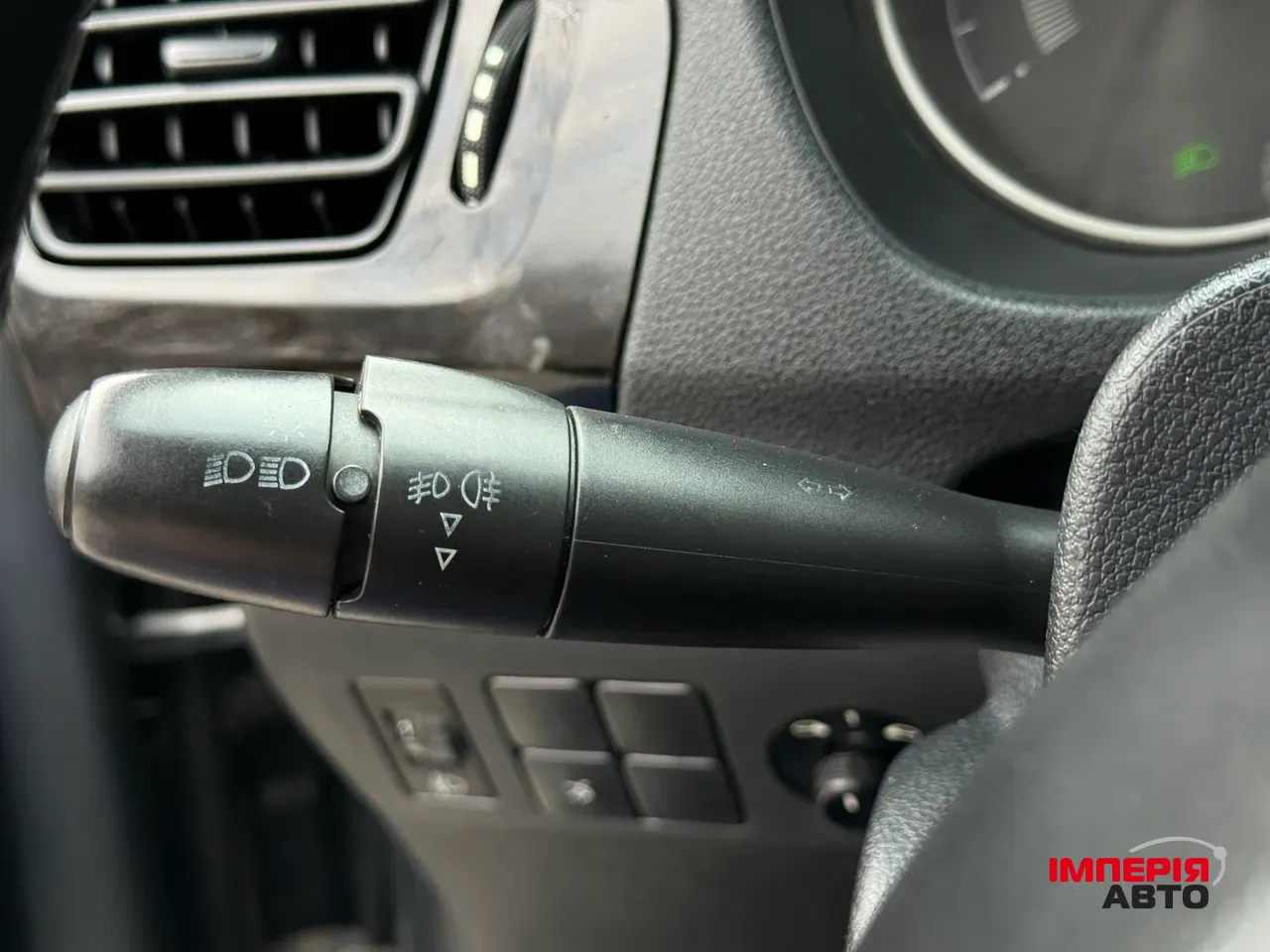 Peugeot 301 - фото 40