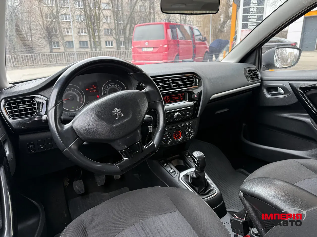 Peugeot 301 - фото 9