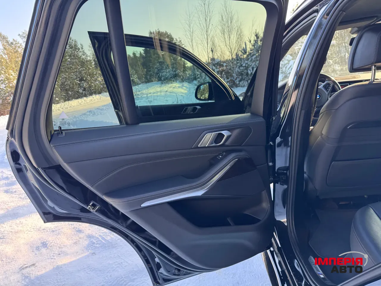 BMW X5 - фото 11