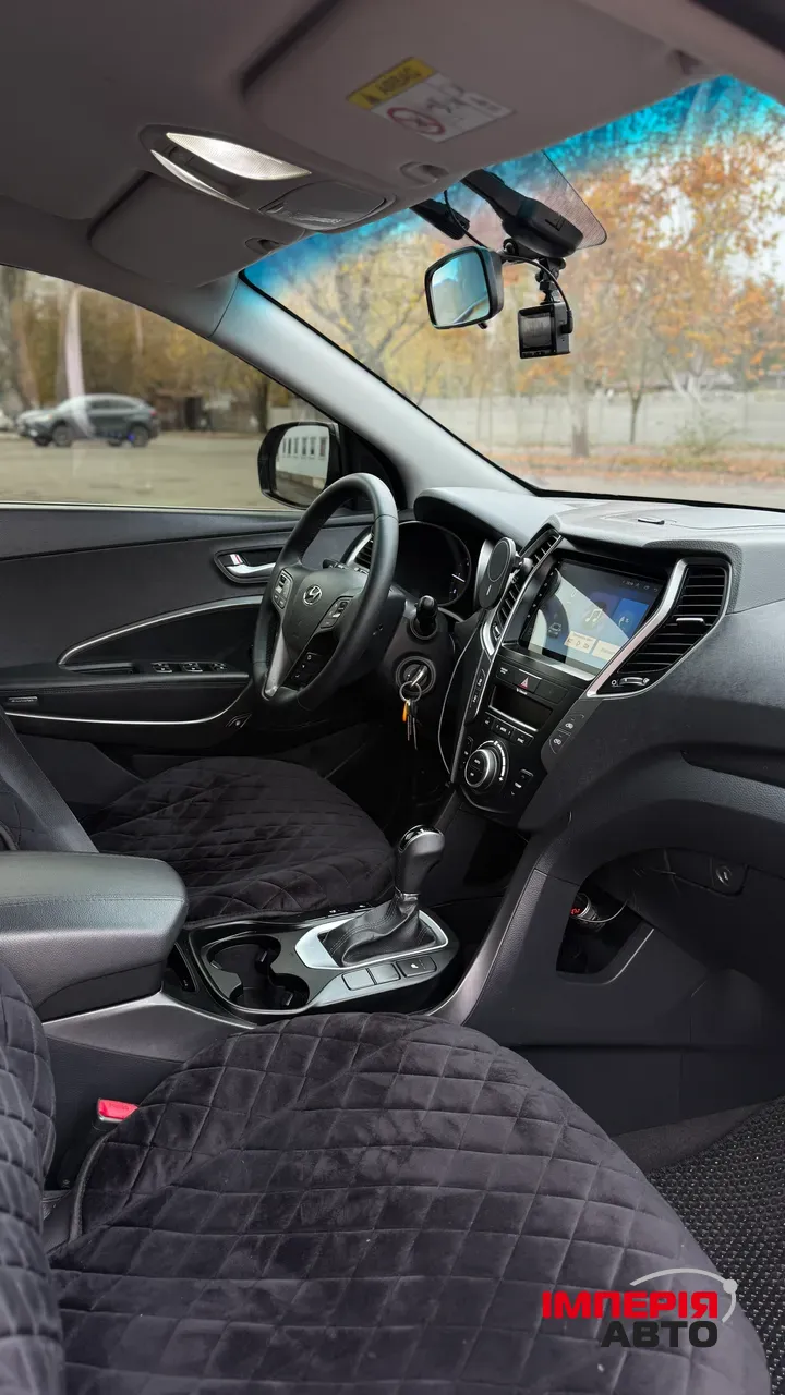 Hyundai Santa Fe - фото 4