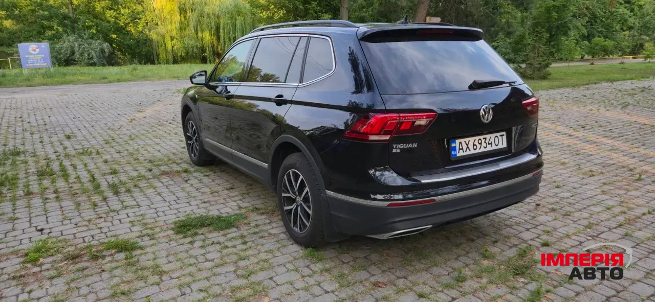 Volkswagen Tiguan - фото 2