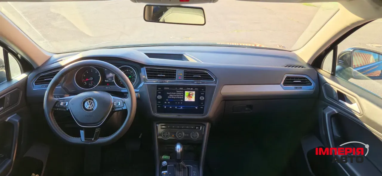 Volkswagen Tiguan - фото 12