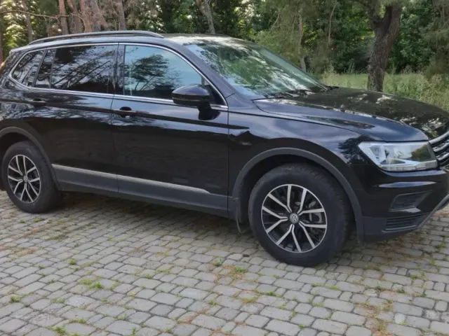 Volkswagen Tiguan - фото 5
