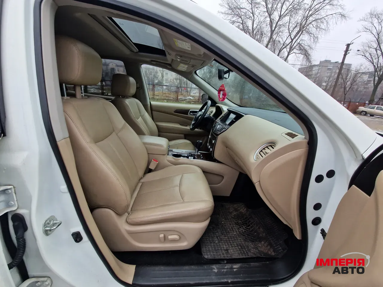 Nissan Pathfinder - фото 16