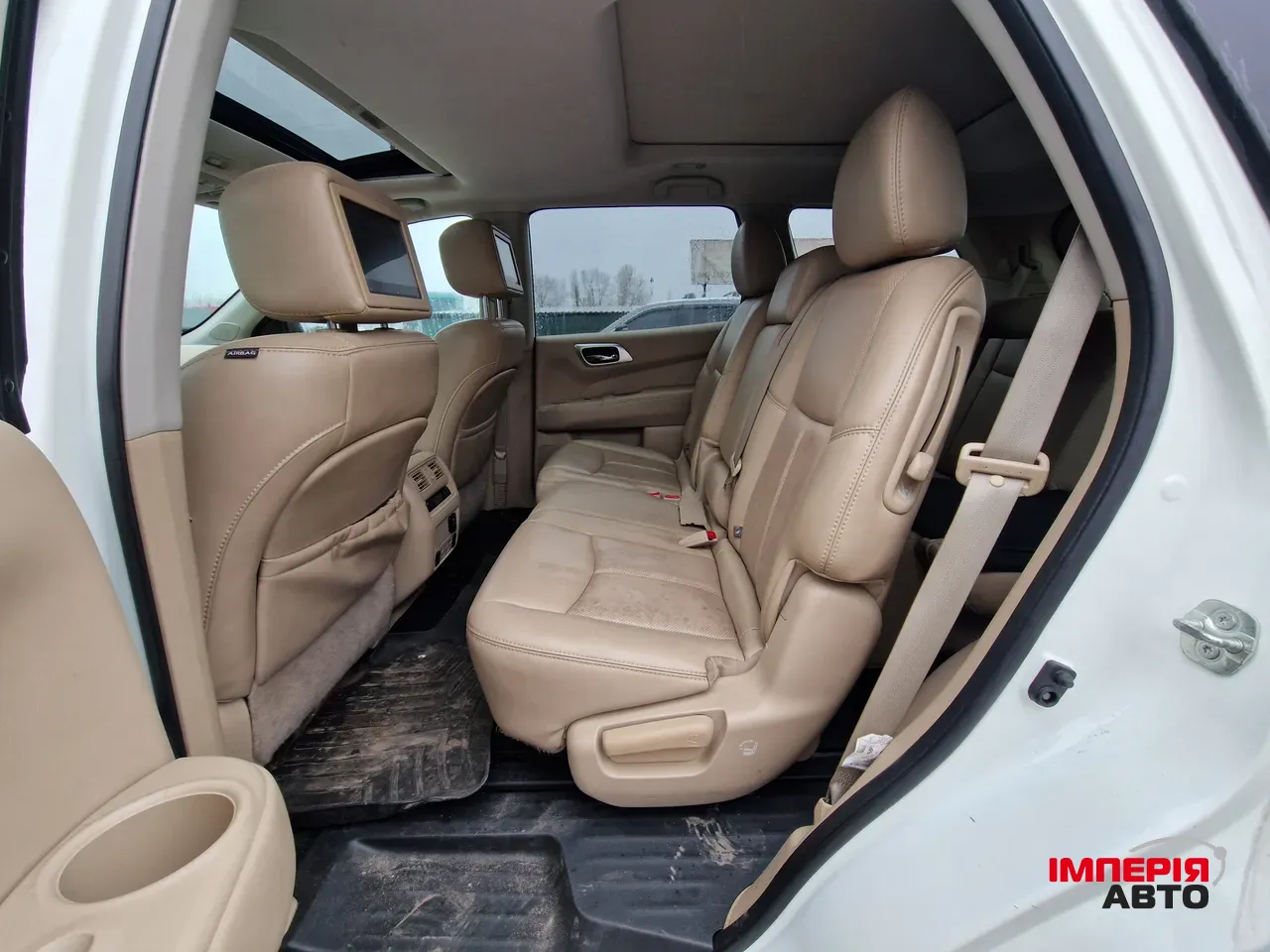 Nissan Pathfinder - фото 11