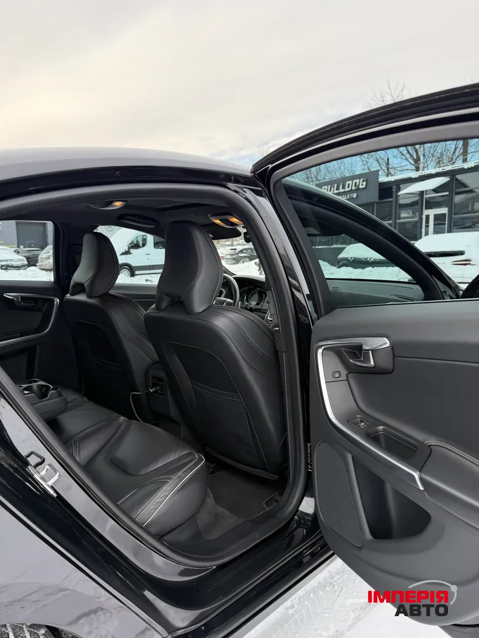 Volvo S60 - фото 13