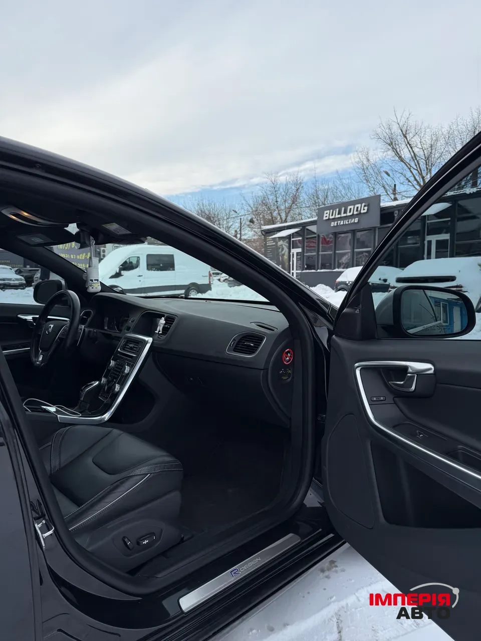 Volvo S60 - фото 12