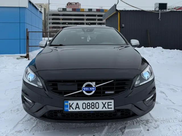 Volvo S60 - фото 3