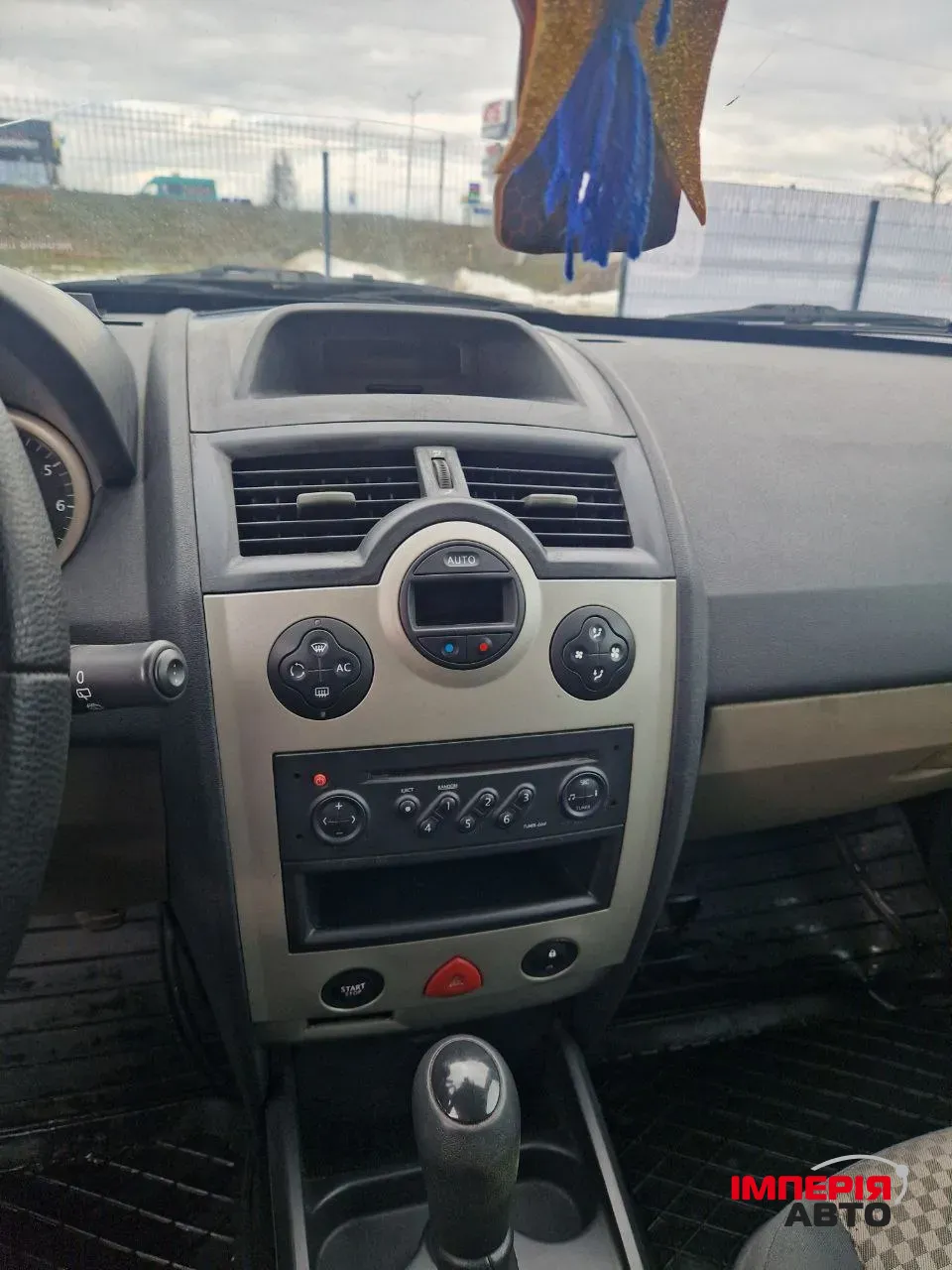 Renault Megane - фото 10