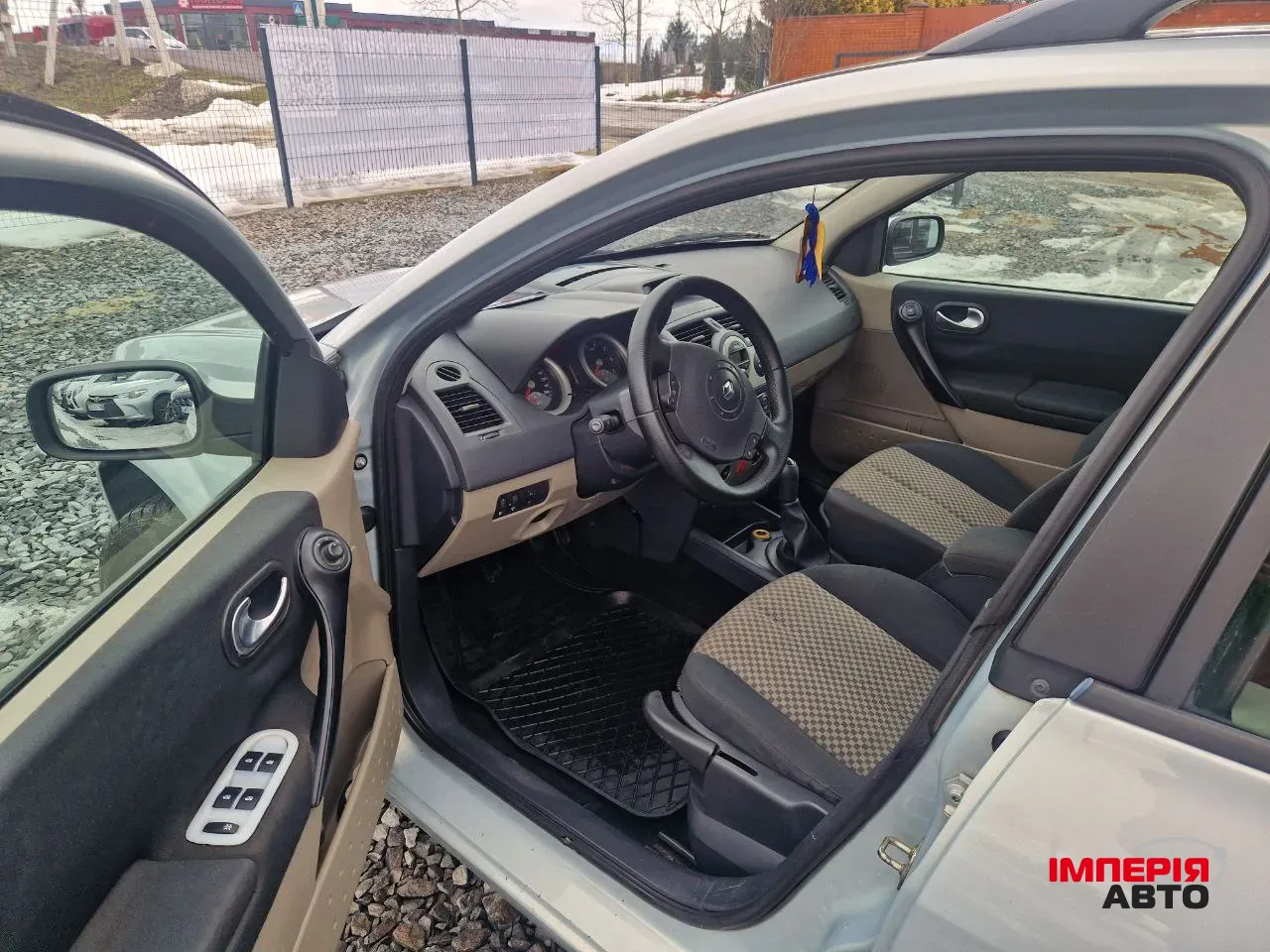 Renault Megane - фото 15