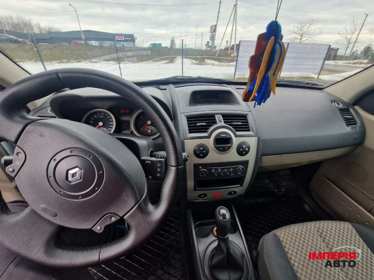 Renault Megane - фото 12