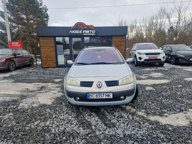 Renault Megane - фото 2