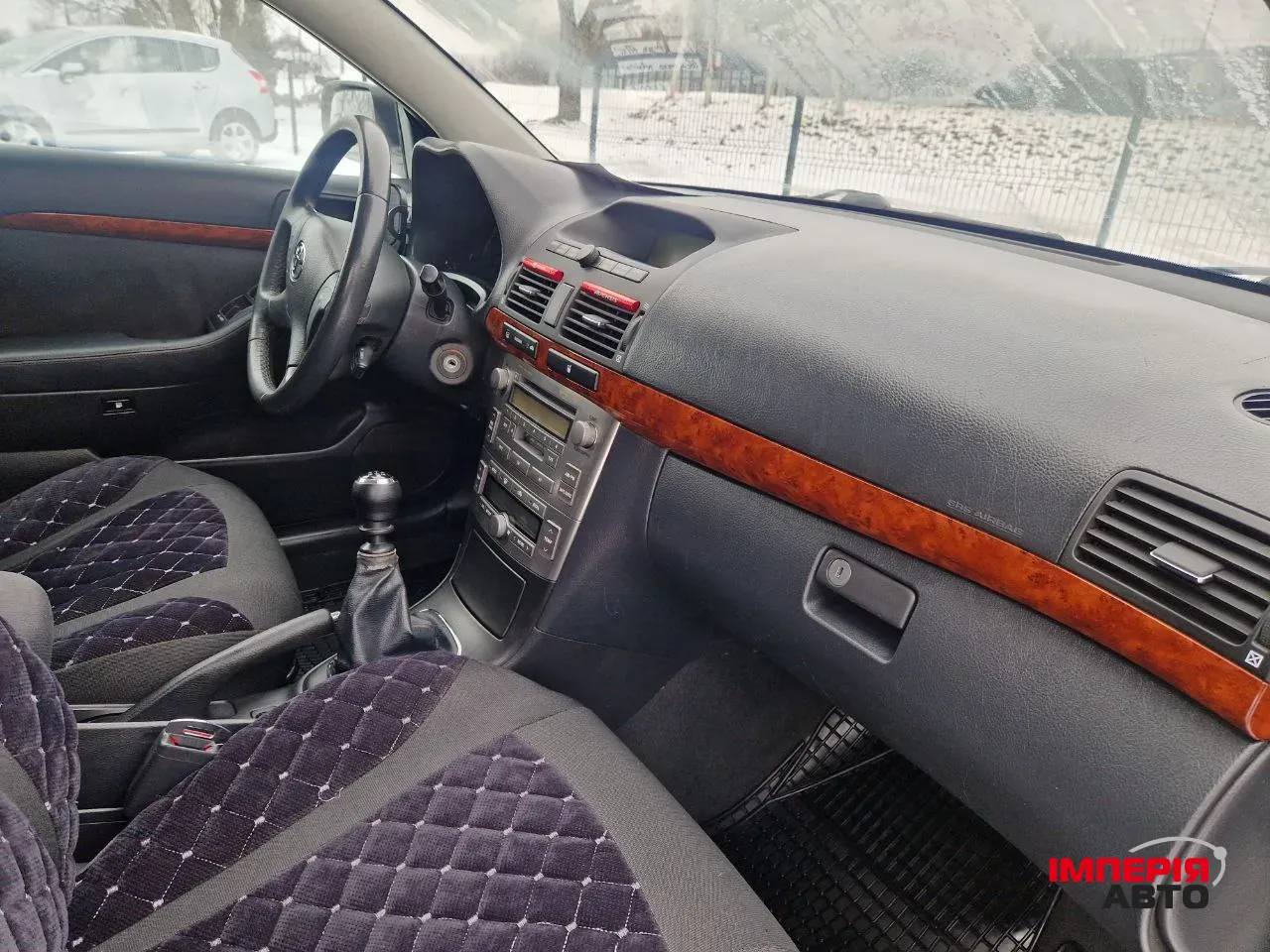 Toyota Avensis - фото 13