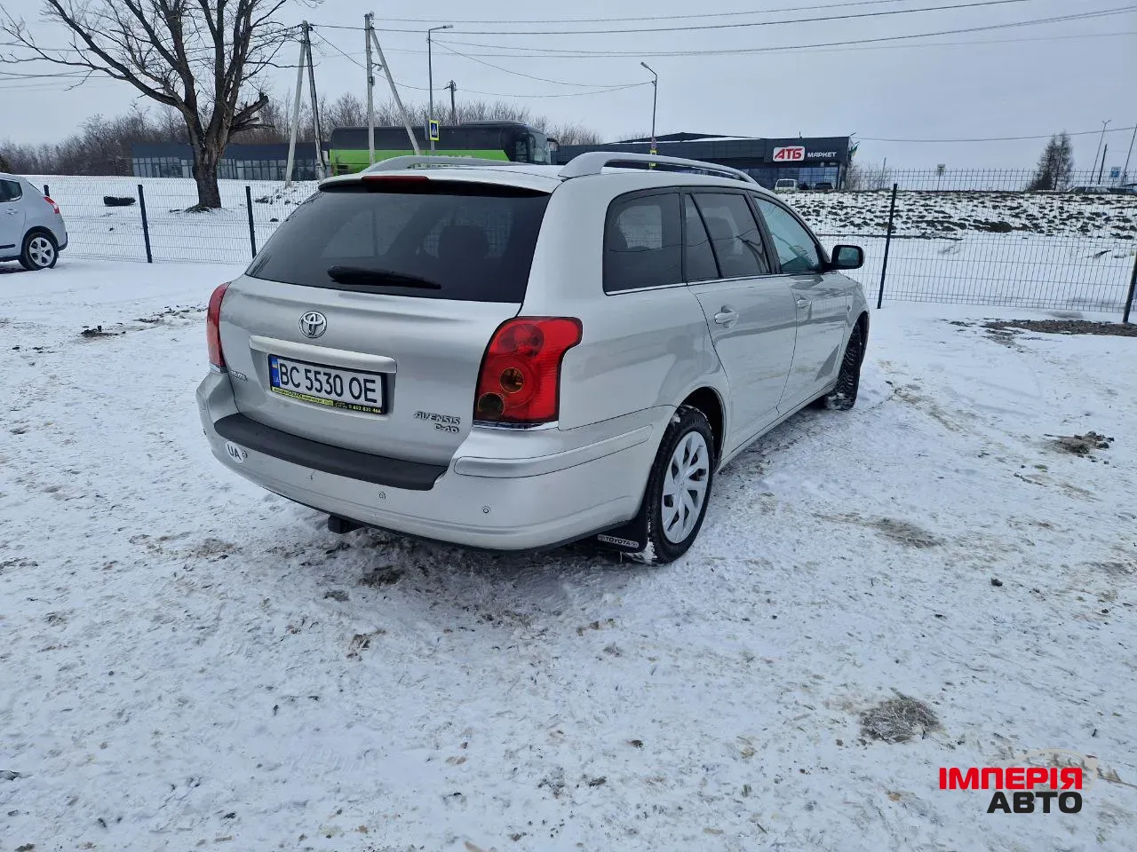 Toyota Avensis - фото 10