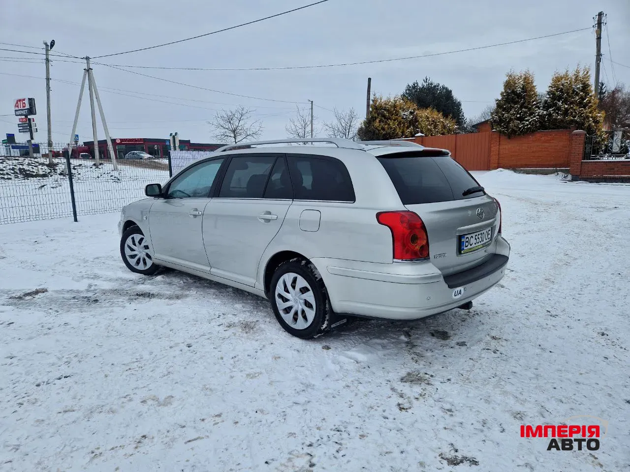 Toyota Avensis - фото 7