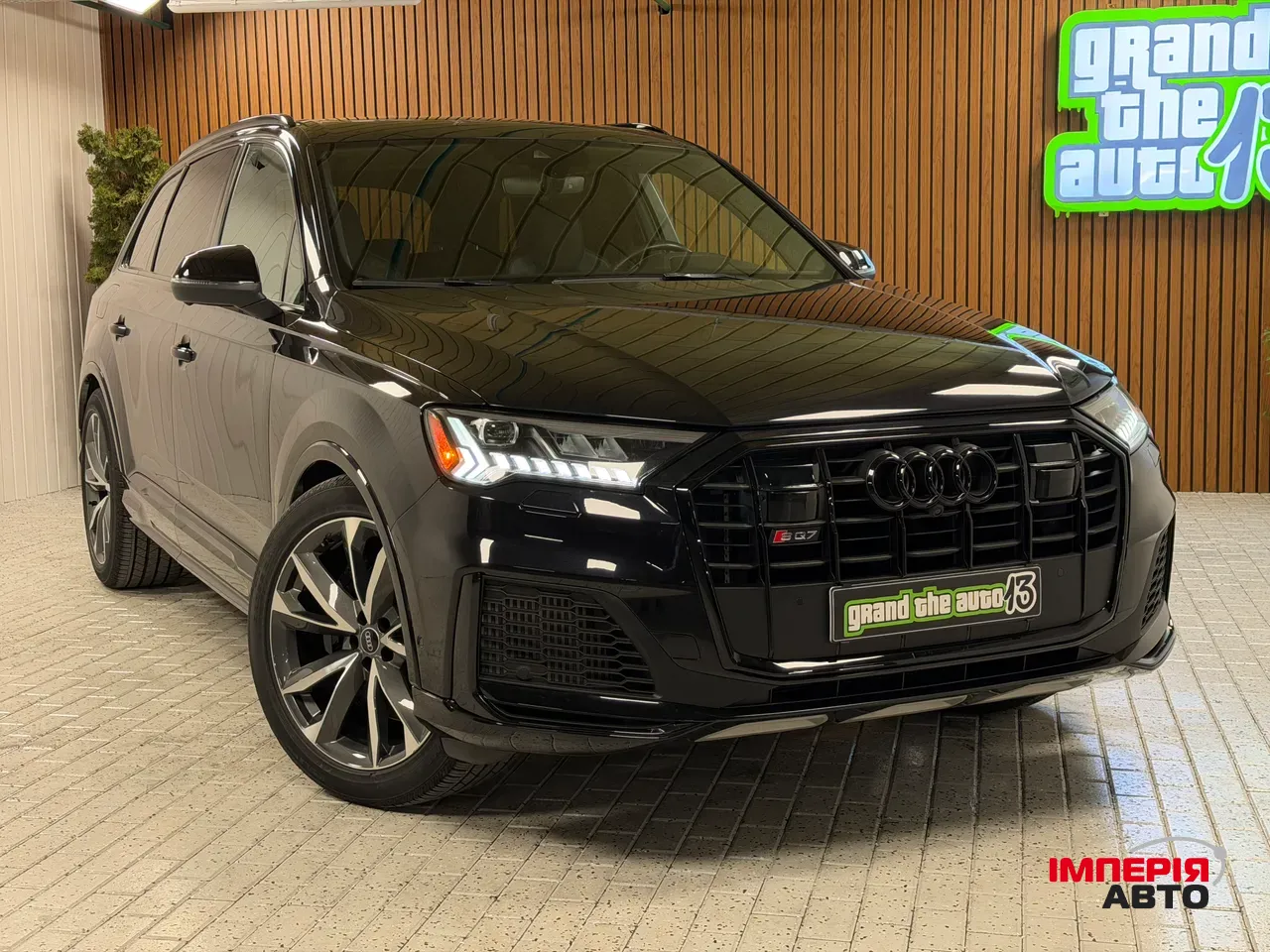 Audi SQ7 - фото 11
