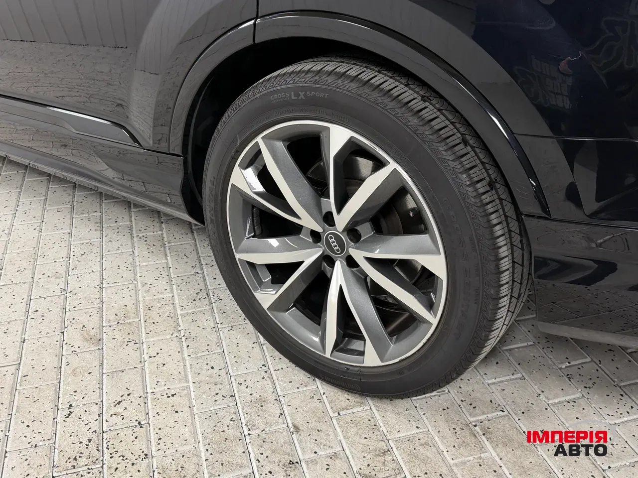 Audi SQ7 - фото 41