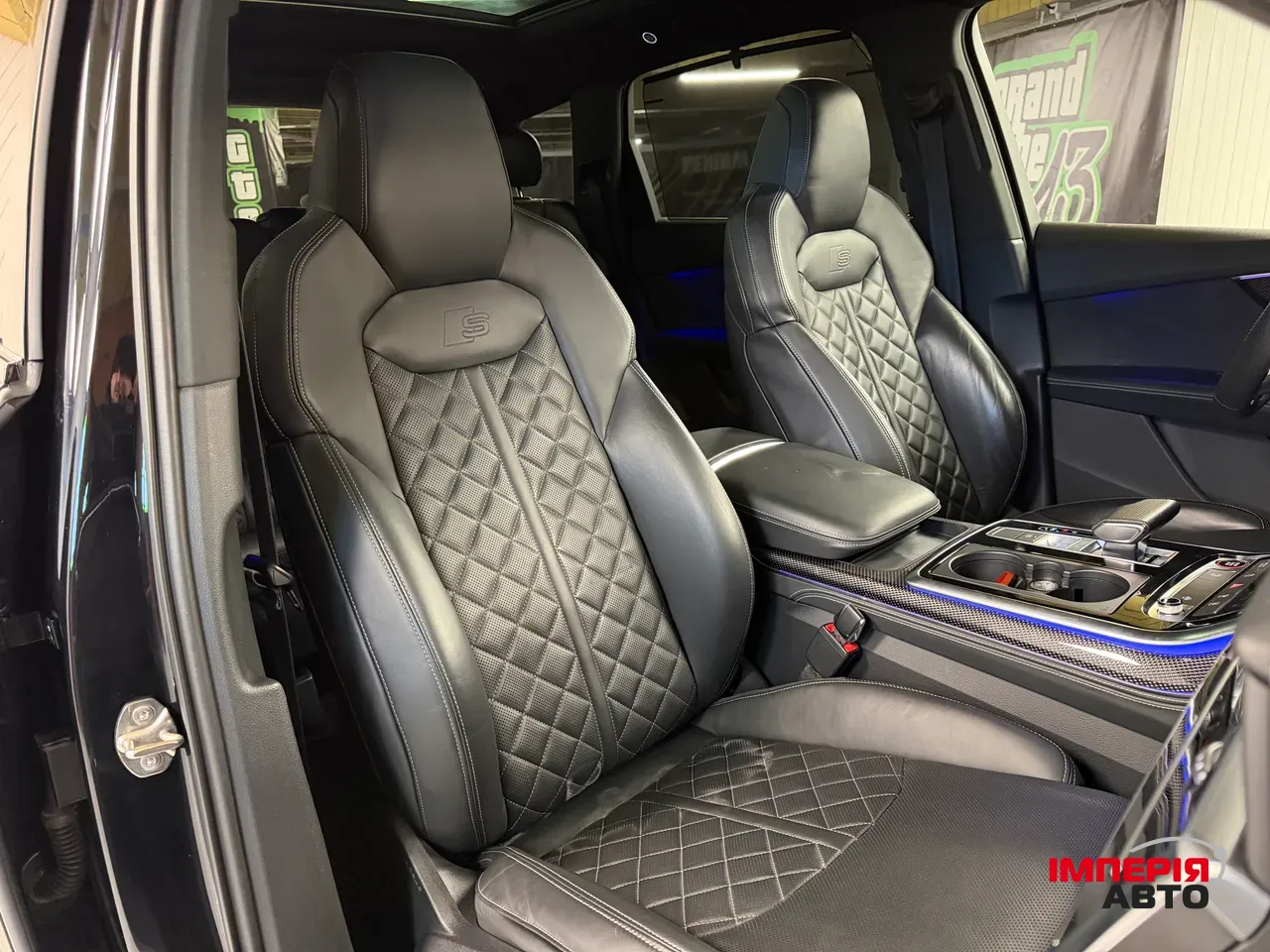 Audi SQ7 - фото 25