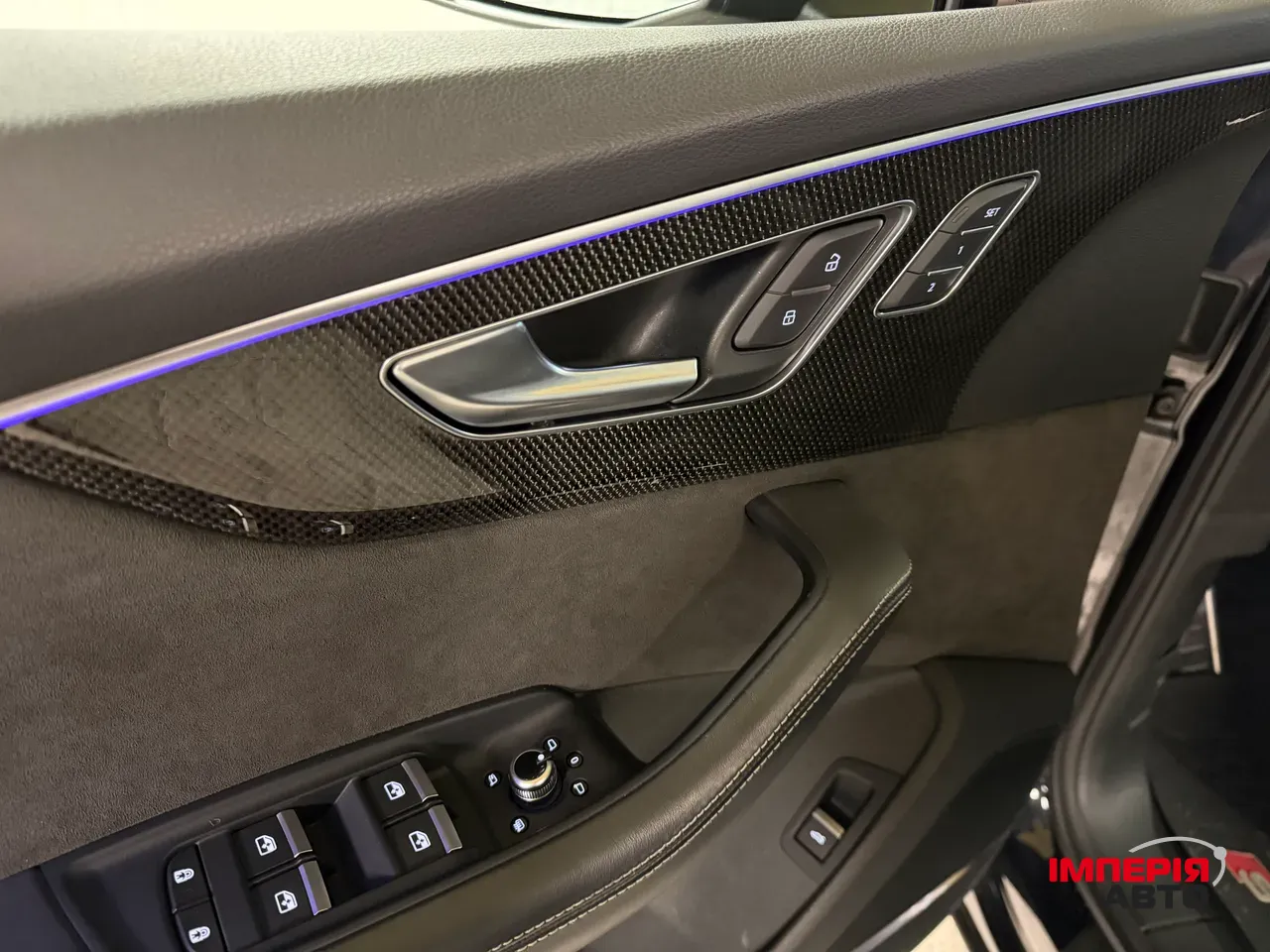 Audi SQ7 - фото 32