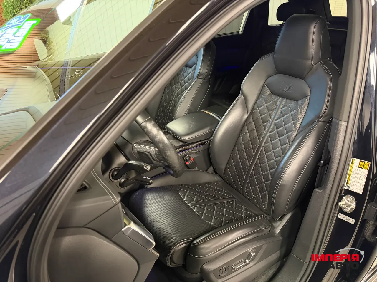 Audi SQ7 - фото 27