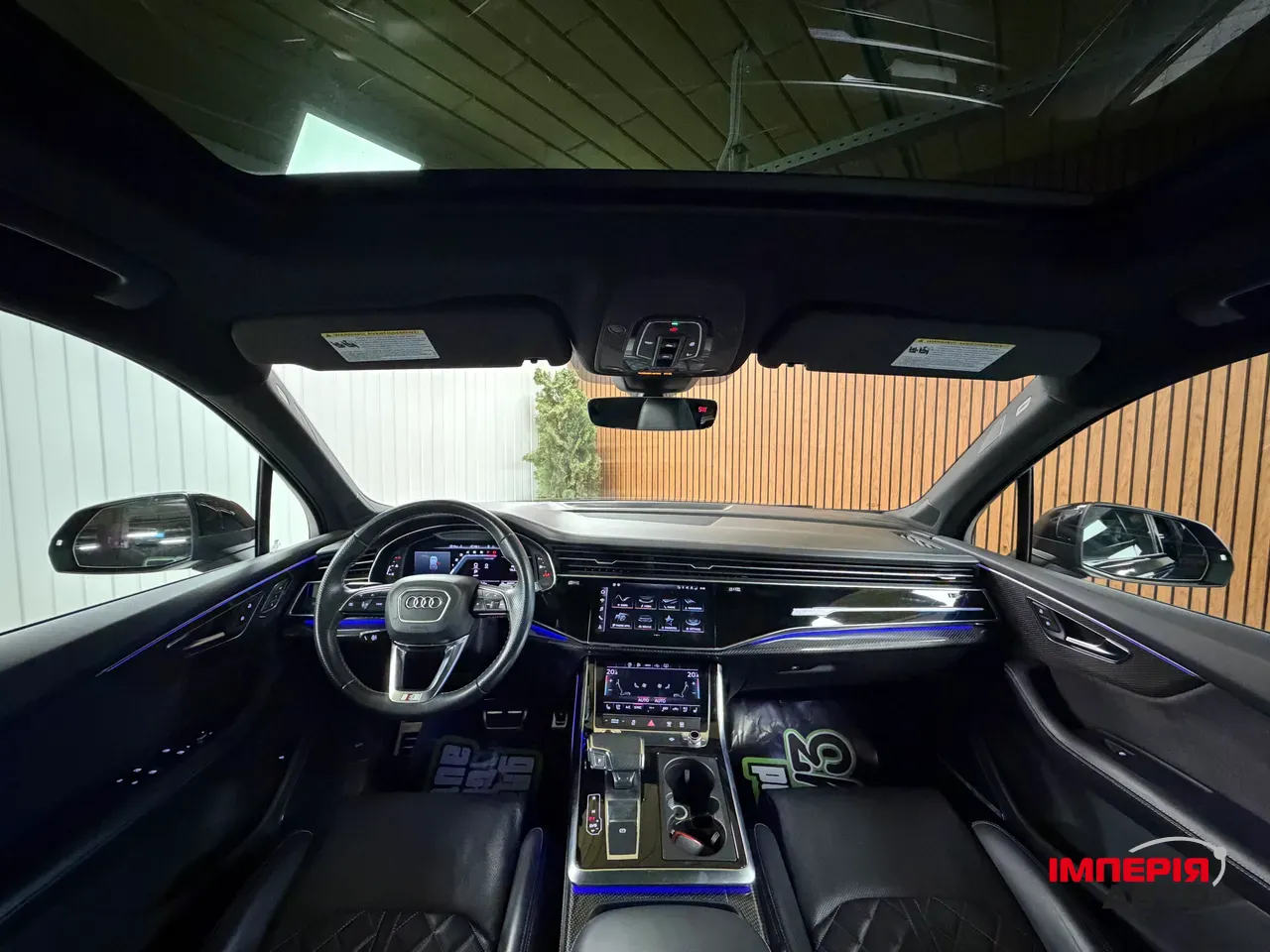 Audi SQ7 - фото 24