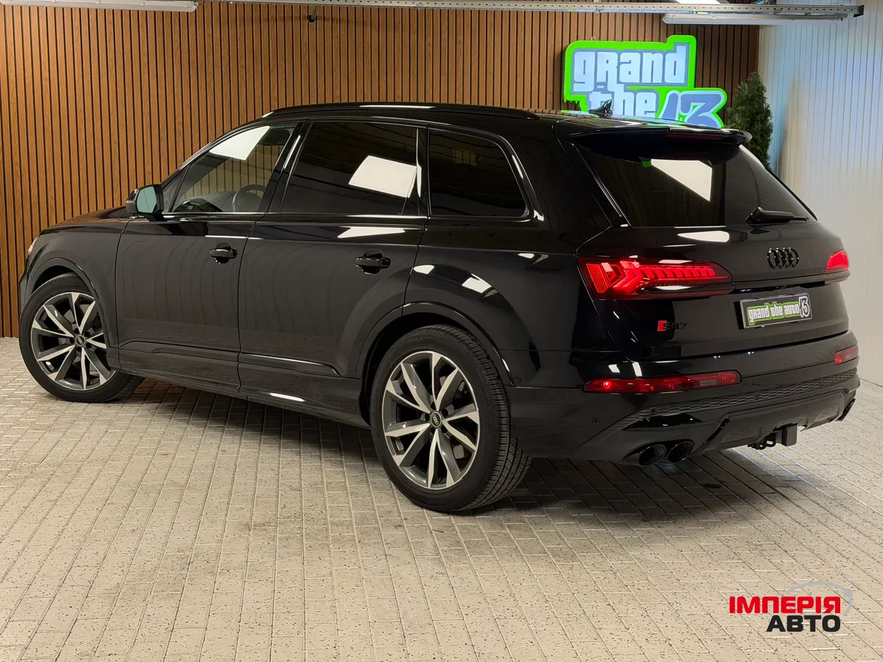 Audi SQ7 - фото 43