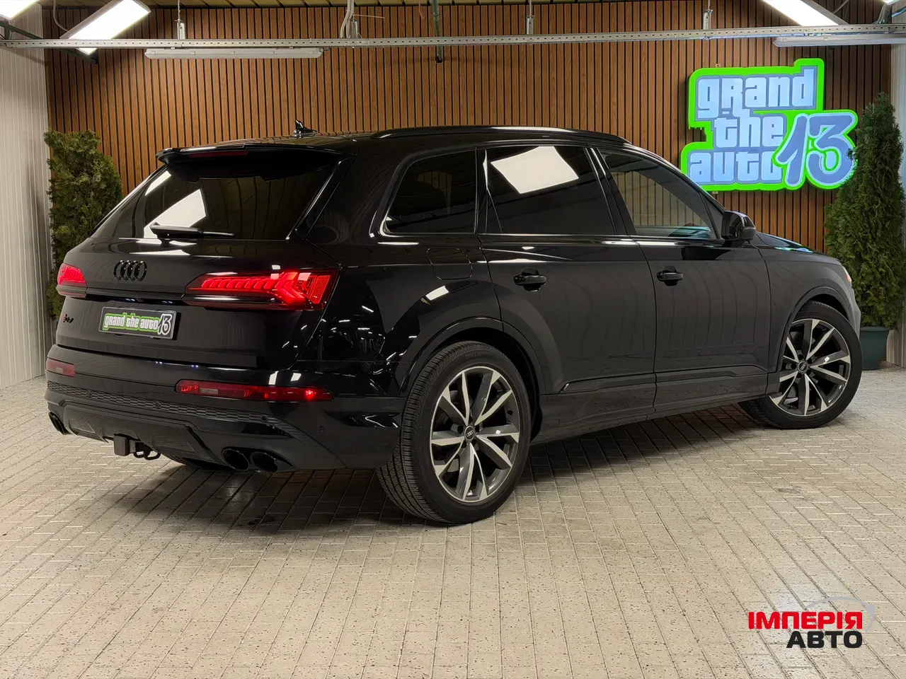 Audi SQ7 - фото 42