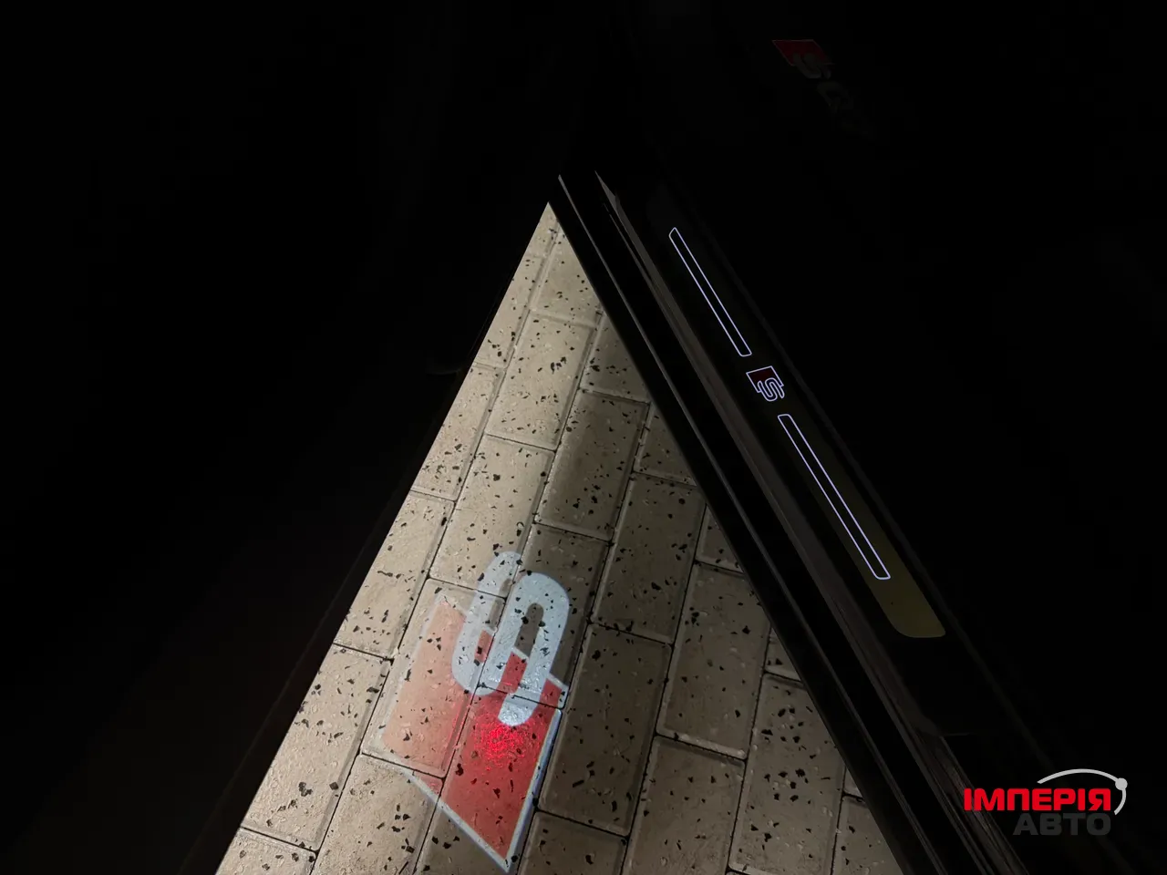 Audi SQ7 - фото 30