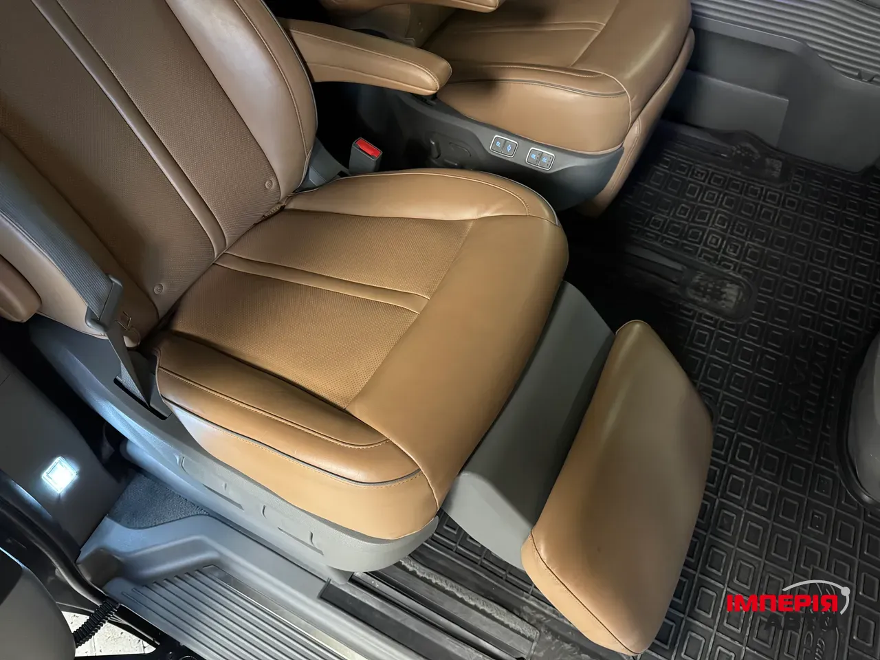 Hyundai Staria - фото 35