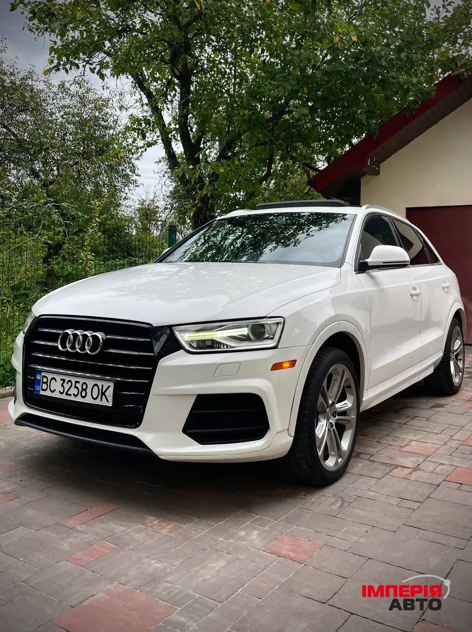 Audi Q3 - фото 1