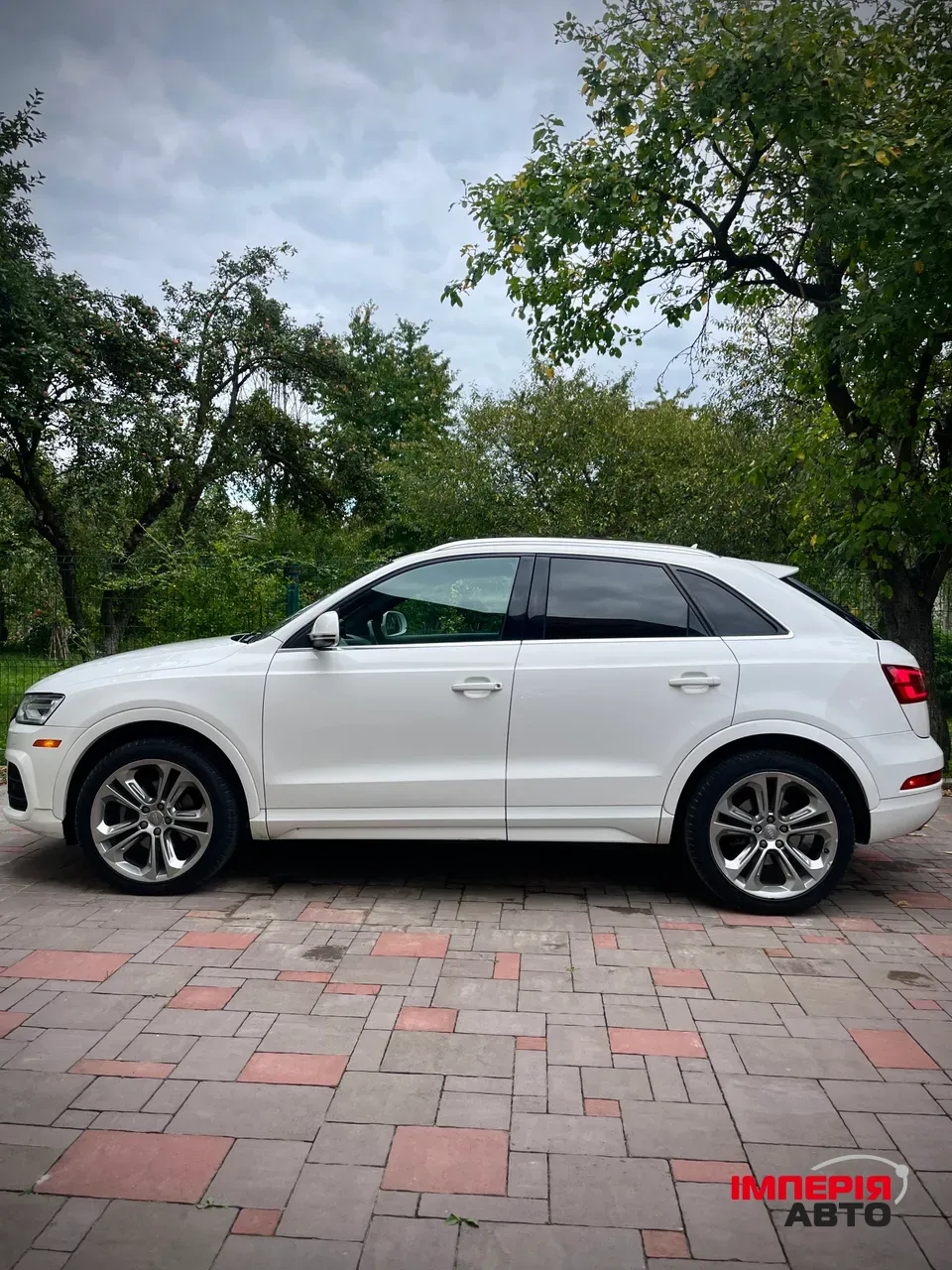 Audi Q3 - фото 7