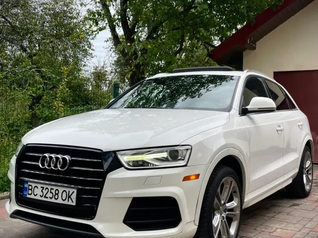 Audi Q3 - фото 1
